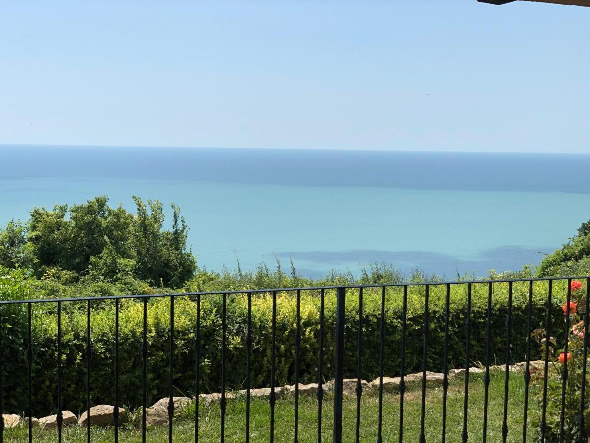 Luxury Family Apartment Kaliakria Topola Eksteriør billede