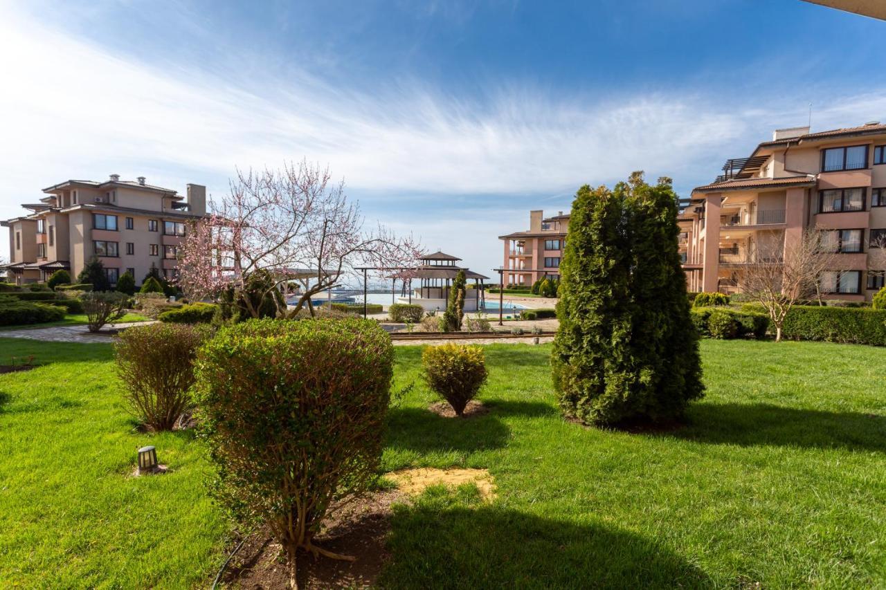 Luxury Family Apartment Kaliakria Topola Eksteriør billede